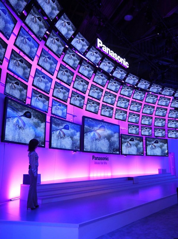 BAM surrounds Panasonic at 2012 CES.